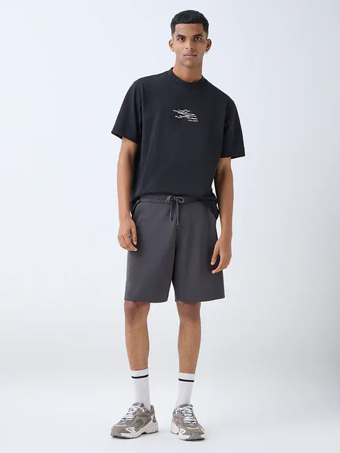 Product Charcoal Solid Relaxed-Fit Mid-Rise Shorts Image